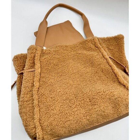 Macy's On 34th Jyyll faux fur Sherpa large tote shoulder bag + pouch 2PC set TAN - Picture 3 of 7